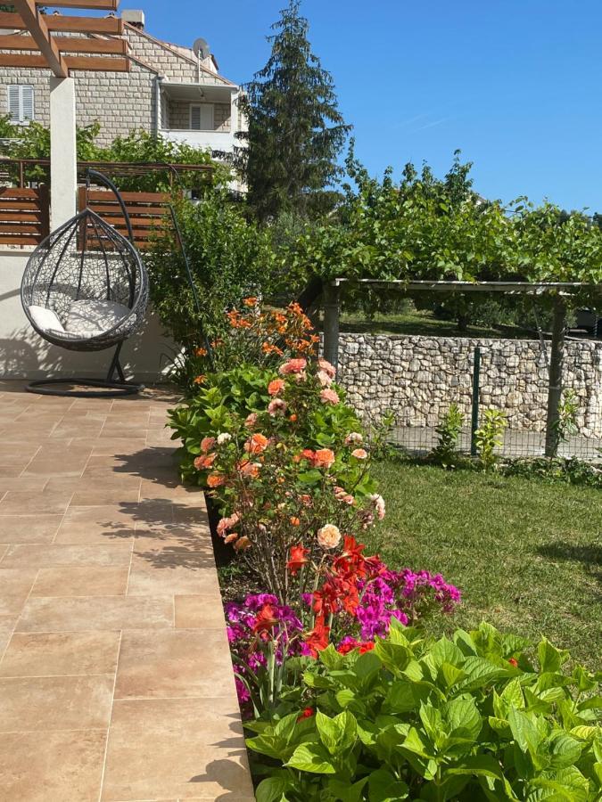 Villa Pergola -Apartment Roko Mlini Exterior photo